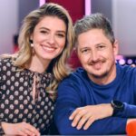Daria Petrozhytska Instagram - Сьогодні о 20:00 на @novy_channel «Хто зверху»💚(це я вже втретє🤣) Гортайте карусель і дивіться фото з суддею/голосом @pedanos ,який сьогодні скаже, хто ж зверху 🤗 А ви як думаєте хто переможе ?