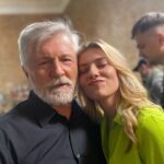 Daria Petrozhytska Instagram - От ми нарешті знову зустрілися з @boklanstas в кадрі в одній із сьогоднішніх серій «якщо чесно» 🥰 Загадую собі ще 🤞🏻 Мені цікаво чи хотіли б ви побачити нас в нових ролях чи асоціація тільки одна? Напишіть ⬇️