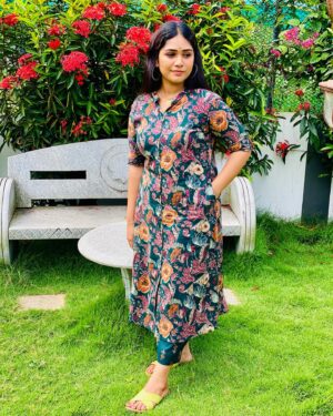 Darshana Das Instagram - 😍❤️👍
@mina_designer_boutique 
@ambro_is_back