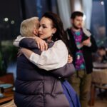 Darya Moroz Instagram - Мне кажется,сегодня всем нужны #обнимашки🤗 Это backstage #доипосле🎬🎥 Вот так мы проводили каждый день и прощались после смены! Мы сняли кино,в котором любовь это главное чувство: в кадре и вне его! Количество поддержки и любви,которое я получила от коллег и группы,в период съемок-бесценно!! Думаю,зритель это тоже увидит! Уже скоро на @okkomovies #loveyouguys❤️ #dariamoroz #actress #producer #filmdirector