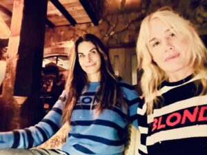 Daryl Hannah Instagram - kinda punk rock for little old ladies 
it’s a miracle 
we actually stayed up past midnight!!! 
love u guyses …. 

may stupid cruel shit pleeeease stop happening 2024 

@hilaryshepard @scarlettroseturner @tbsportscare @neilyoungarchives 
💥✨🕛🌟💜☮️