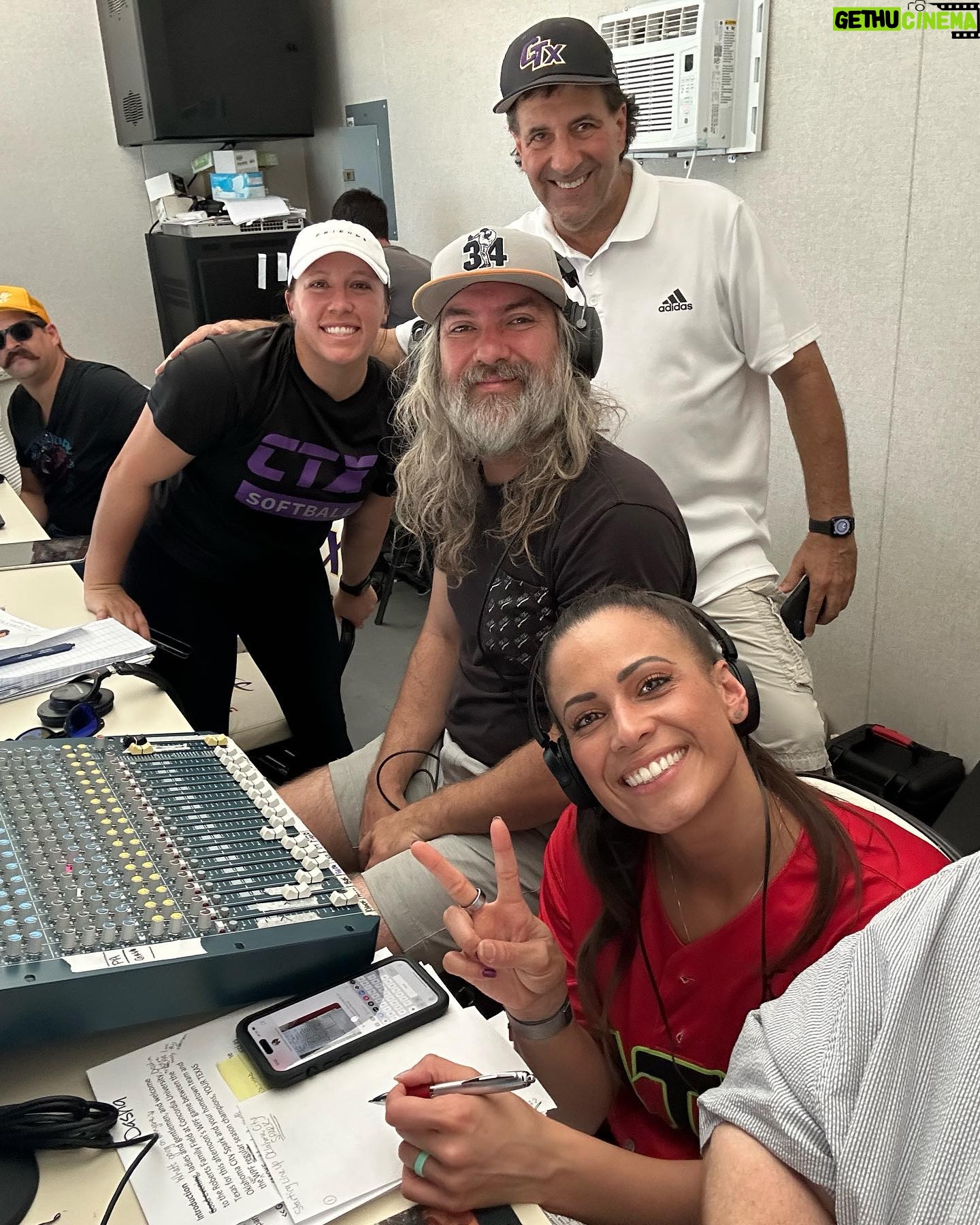 Dasha Kuret Gonzalez Instagram - And there we have it!!!!! π₯That concludes the inaugural regular season for the @thetexassmoke π€ππ½π₯³π!!! Huge congratulations to these beautiful ladies for all of your hard work and becoming the regular season champions in just your first season!!! ππ₯ Thank you @datdudebp and @jadecargill for believing in me and allowing me to serve as yβallβs PA π€this season. Big shout out to @emays12 for always making sure I was taken care of. πππ½ Thank you to the beautiful city of #Austin #TX @concordiatx , all the staff and those who tirelessly work behind the scenes to make sure everything comes together so these ladies have the best of the best. @gregdavidson66 youβre the man and thank you so much for all of your patience and guidance in teaching me the ropes throughout this new adventure. Playoffs start later on this week and yβall know who Iβll be rooting for!!! #LetsGo ladies!!! #WPF #TexasSmoke #WeWantAllTheSmoke #WomensProfessionalFastPitch #Softball Bring that championship back home ladies!!! Yβall got this!!! ππ€πππ½π€π₯πππ½π₯³ππ½π₯³ππ½