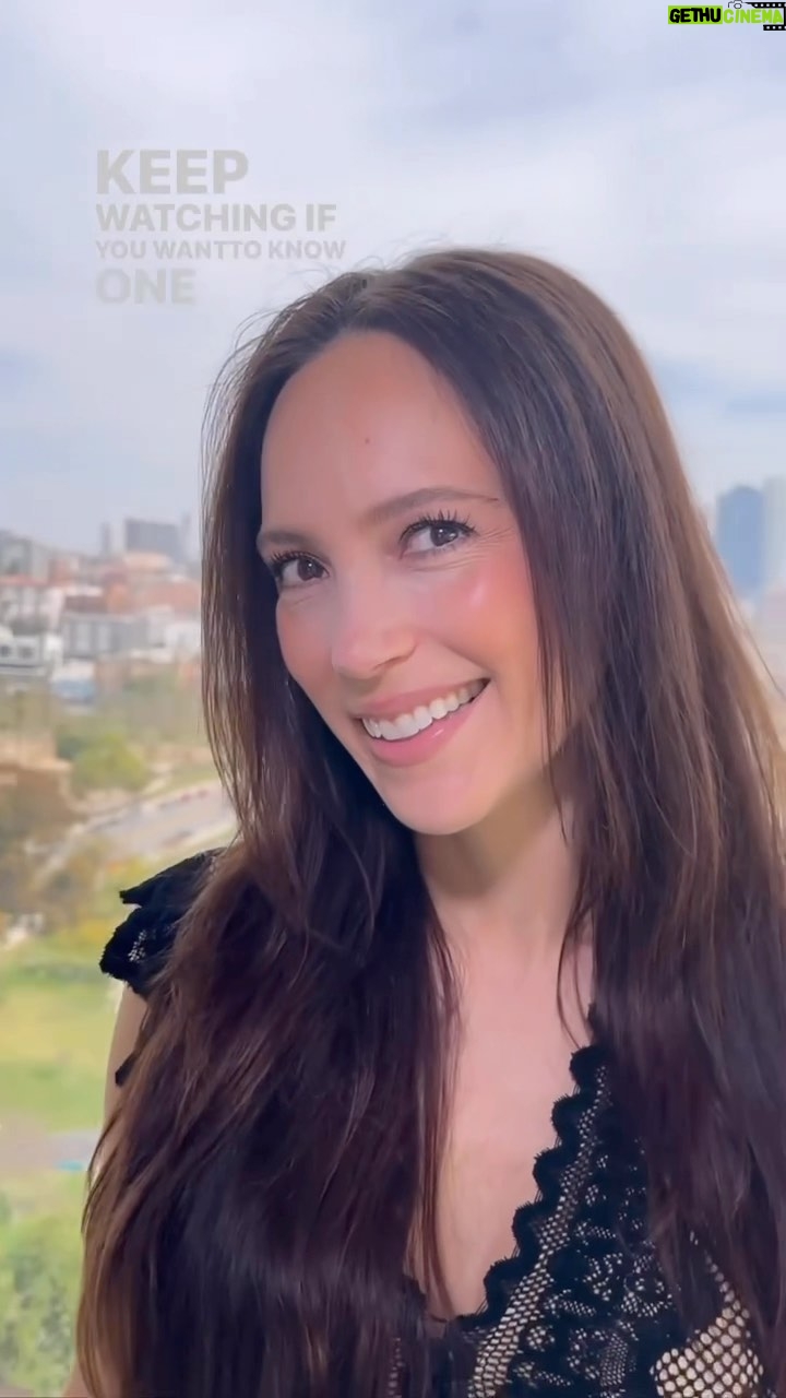 Davina Portratz Instagram - Want to know the secret behind how I keep my brows camera ready? NULASTIN has been my saving grace to achieving the full, no-pencil-necessary brows I’ve always wanted. Visit nulastin.com to learn more and try it for yourself! #ad #paidpartnership