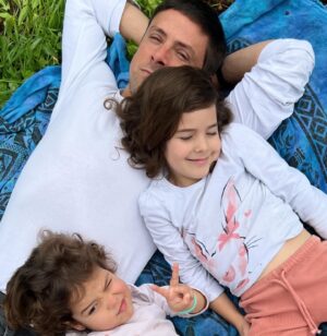 Dawn Lanny-Gabay Instagram - שבתינג👨‍👩‍👧‍👧
