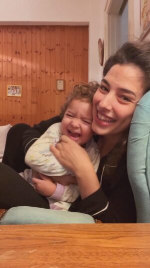 Dawn Lanny-Gabay Instagram - סיפור על אגוז 🌰