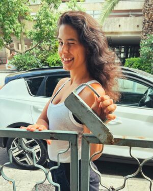 Dawn Lanny-Gabay Instagram - שלום כיתה א׳ וגן עירייה ושתי ילדות גדולות😍
יאבאלה ואמאלה איזו התרגשות פה בבית🤗
(את הסיפור האמיתי מאחורי התמונות המסורתיות תמצאו בוידאו האחרון😝)
#1.9