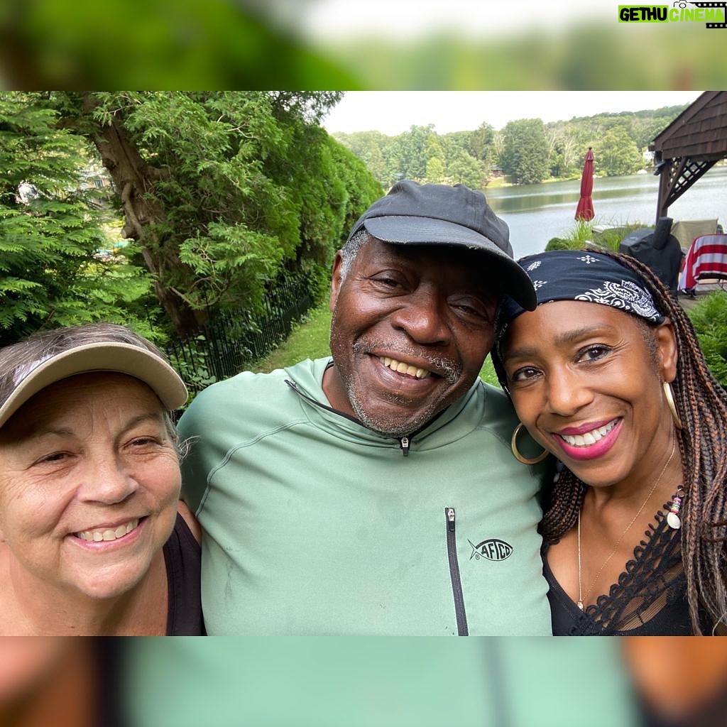 Dawnn Lewis Instagram - Life-long friends are a true blessing. I made some of my closest friends while doing my first Broadway tour - “The Tap Dance Kid” in 1985. This dude, Chuck Cooper (@gubahead) was in that cast and is one of those people. A brilliantly talented man with a beautiful genius of a wife @DeborahBrevoort. I had such a great time chillin with them at their lakefront cabin in NJ. I introduced him to Coconut 1800 Tequila and discovered I’m a natural born fisherman… sort of 😆! I caught and released 5 fish, 8 trees & a discarded fishing rod - I’m practically a pro!! Lol “Can’t Touch This!” I love you to LYFE Big Brother! 🥰 #birthdaymonth #birthdayshenanigans #tapdancekid #friends #celebrate #birthdaycelebration #leoseason #leos #love #blessed #birthdayblessings #birthdayjoy