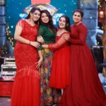Dayyana Hameed Instagram - Self made, Strong and Loving ❤️❤️❤️❤️. I call my ladies diamonds of the first water. Bonds so special and endearing. Love you all. Keep conquering the hearts of millions. @aiswaryarajeev_official @anumol_rs_karthu_ @jaseela_parveen ❤️ 📷 @jinishphotogenic outfit by @polkadotsbysandypillai