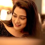 Dayyana Hameed Instagram – 🖤

📷 @arunraj_ra_ 

#moments
#audiolaunch 
#iyyerinarabia 
#durgakrishnaartist