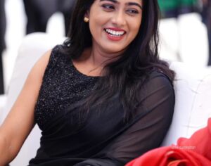 Dayyana Hameed Instagram - Happy to share these snaps from Iyyer In Arabia audio launch held at lulu trivandrum.. Thanks to the lovely hearts who attended the event and gave support.. Our movie will be releasing on february 2nd🥳...

@ma_nishad
@durgakrishnaartist
@shinetomchacko_official
@dhyansreenivasan
@actormukeshmadhavan
@therealurvasi
@iyer_in_arabia
