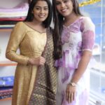 Dayyana Hameed Instagram – With the lovely @nadira_mehrin_official …

@asthrafashionhub 
@anjalihithin ❤️🔥…