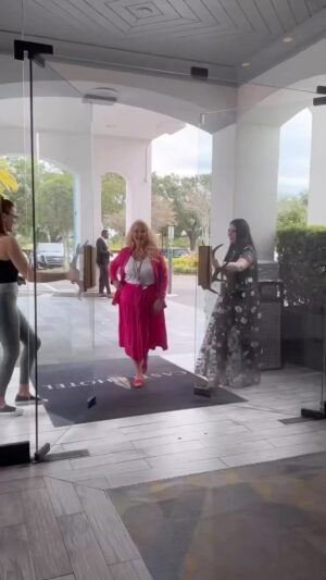 DeAnne Stidham Instagram - As we are starting LuLaRoe kick off, I wanted to share a recap of all the INCREDIBLE things we accomplished in 2023! From showcasing our children’s line at Orlando Fashion Week to being an official partner of the Miss Earth USA organization! It’s been amazing to be apart of it all! 🎉💓 Stay tuned for all that we have planned for LuLaRoe this year. We are just getting started! Can’t wait to share all the fun! 💖

#lularoe #fashion #girlboss #orlandofashionweek #missearth