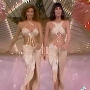 Debbie Matenopoulos Instagram - Happy International Women’s Day to all of the lovely ladies out there!!! Before @madonna before @beyonce before @mileycyrus there were these two.  Cher and Raquel telling it like it is Live in 1975. This never gets old!  Enjoy!! #respect @cher #raquelwelch