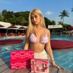 Debbie Tan Instagram - [HUGE GIVEAWAY BELOW!!] I’ve got you covered in the kitty 🐱 care department this valentine’s with @foxyaffairssg’s Rose Valentines Day Travel Trio (which includes their Kitty Rinse, Kitty Scrub & Kitty Drops) ✨ It’s the season of love and in collaboration with @foxyaffairssg, we will be giving away: 🏆 1 x Grand Prize (iPhone 15 Plus 128GB in Pink worth $1460) 💖 5 x Mini Prizes (@foxyaffairssg’s Valentine’s trio set worth $128) All you have to do is: 1️⃣ Follow me (@debbwie) and @foxyaffairssg  2️⃣ Like this post 3️⃣ Tag 3 friends in the comments below 🔥 Bonus entry when you share this post on your IGS & join @foxyaffairssg telegram channel (link in their bio) ✨ Giveaway ends on 11th Feb, 23:59pm ✨ Winners will be chosen by @foxyaffairssg and announced on their telegram channel 12th Feb, 7pm. *Winners must be 18 years old & above. 🔞 *Winners must reside in Singapore 🇸🇬 *This giveaway is not affiliated with Instagram nor Apple