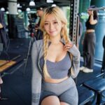 Debbie Tan Instagram – Last few pics of me was of me having lots of food so here are some pictures of me doing nothing in the gym 🫶🏻
