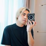 Debbie Tan Instagram - take a pic of me taking a pic of you 🤳🏻