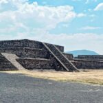 Debi Mazar Instagram - Great day with @corc0s at Teotihuacán ❣️🇲🇽❤️💃🏻💃🏻 We didn’t wear the right shoes,per usual 🤣 What are the chances we both would be working in the same city and have the same day off to spend together ! Thankyou universe❣️ #MotherDaughterDay #Mexico