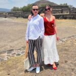 Debi Mazar Instagram - Great day with @corc0s at Teotihuacán ❣️🇲🇽❤️💃🏻💃🏻 We didn’t wear the right shoes,per usual 🤣 What are the chances we both would be working in the same city and have the same day off to spend together ! Thankyou universe❣️ #MotherDaughterDay #Mexico