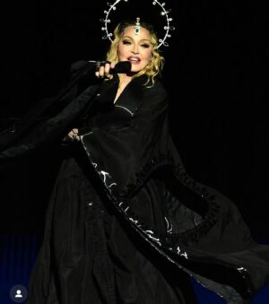 Debi Mazar Instagram - Congratulations @Madonna ❣️
What an AMAZING end to your world celebration tour! You did it!
Congratulations to your children & all the incredible hardworking dancers & crew ! 
To my daughter @corc0s  I can’t wait to see you❣️Brava!
 @saramariezam Thankyou for everything💋
Loved my cameo on stage ,was very personal,commemorating the journey & years of friendship,friends,loss,love,disco balls & dance fever 💃🏻🕺🏻💯
Hope you’ll rest and wear a 
moo-moo for a minute,but we all know that won’t happen 🤣💪🏽💋