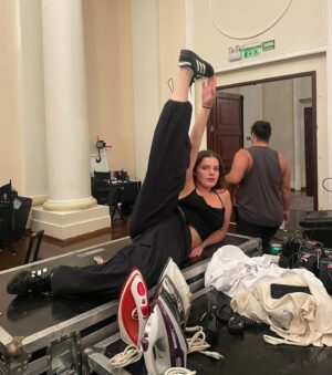 Debi Mazar Instagram - Congratulations @Madonna ❣️
What an AMAZING end to your world celebration tour! You did it!
Congratulations to your children & all the incredible hardworking dancers & crew ! 
To my daughter @corc0s  I can’t wait to see you❣️Brava!
 @saramariezam Thankyou for everything💋
Loved my cameo on stage ,was very personal,commemorating the journey & years of friendship,friends,loss,love,disco balls & dance fever 💃🏻🕺🏻💯
Hope you’ll rest and wear a 
moo-moo for a minute,but we all know that won’t happen 🤣💪🏽💋