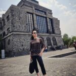 Debi Mazar Instagram - Today I went to Diego Rivera’s Anahuacalli Museum in Coyoacán . It was wonderful!What a collection he had! His studio has such wonderful windows. So much to take in..really powerful! Thankyou @lizbb93 ,my fantastic tour guide! #Teotihuacan #mesoamerican #precolumbianart