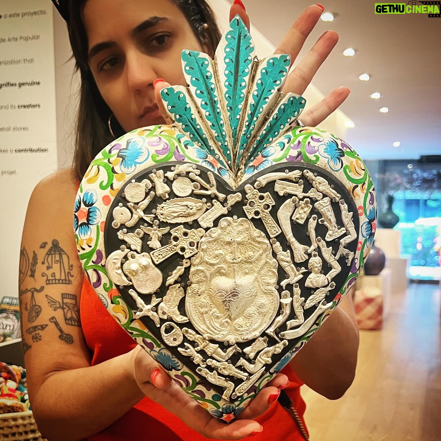 Debi Mazar Instagram - Happy Cinco de Mayo❣️ (I already know it’s NOT your Independence Day.But in USA and on instagram it’s a day to celebrate all things Mexican) I am here for that .. Few more photos from my Mexico work trip -Fruit,Colors,Rosetta,Piñatas, cakewalk,SacredHeart,Daughter ❤️🇲🇽❤️