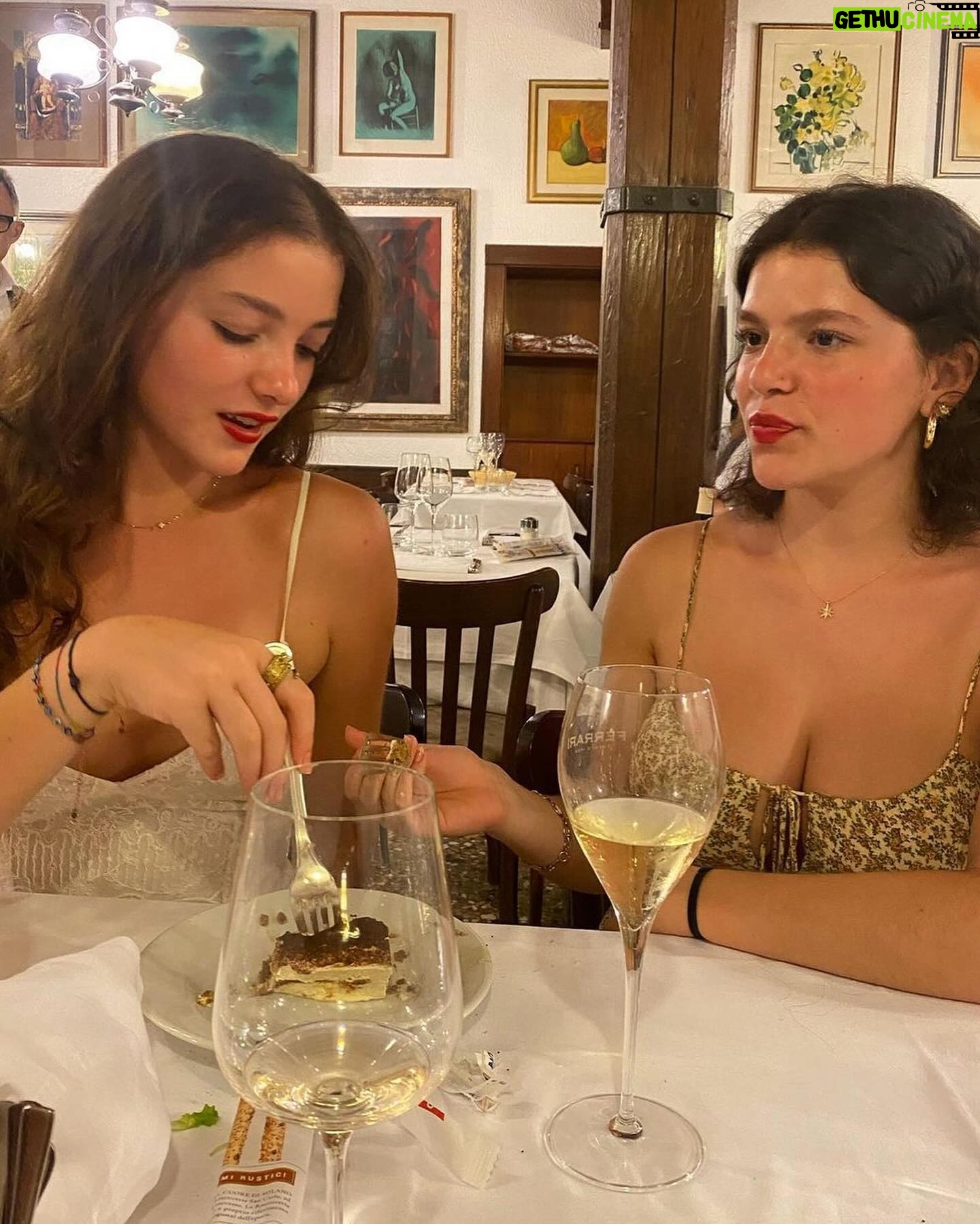 Debi Mazar Instagram - ๐ 18!! Buon Compleanno Giulia! Born on St.Patrickโs Day! ๐ My lucky lady! I have so much gratitude & joy to be you mother๐๐๐๐๐ We are so proud of the woman youโve become.. So intelligent,elegant and full of compassion & wisdom beyond your years. Always an old soul,since the day I saw your little face when you were born. You SHINE ! May this be a blessed start to your โadulthoodโ & many blessings to you my love ๐ Auguri Tesoro! Hereโs to the next chapter ๐ ๐๐ป๐ฏ๐ช๐ฝ๐โค๏ธ
