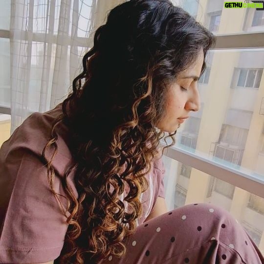 Debjani Deghuria Instagram - 💫 Jab Mann Udash Ho To 😎 #life #love #instagood #instagram #happy #like #follow #lifestyle #photography #motivation #photooftheday #art #smile #bhfyp #nature #beautiful #quotes #style #instadaily #inspiration #me #photo #picoftheday #fashion #happiness #myself #cute #beauty #selfie #followme