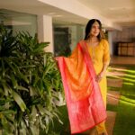 Debjani Deghuria Instagram - Feeling suit-tastic. 🧡🎻 Ethnically elegant, inherently stylish. 🎻🧡 …. Outfit @soch.bhubaneswar.janpath 💙 Hairartist @arman_hair_expert 💙 Makeup by me ☺️🎻💙 Shot by. @k._.s._.photography_