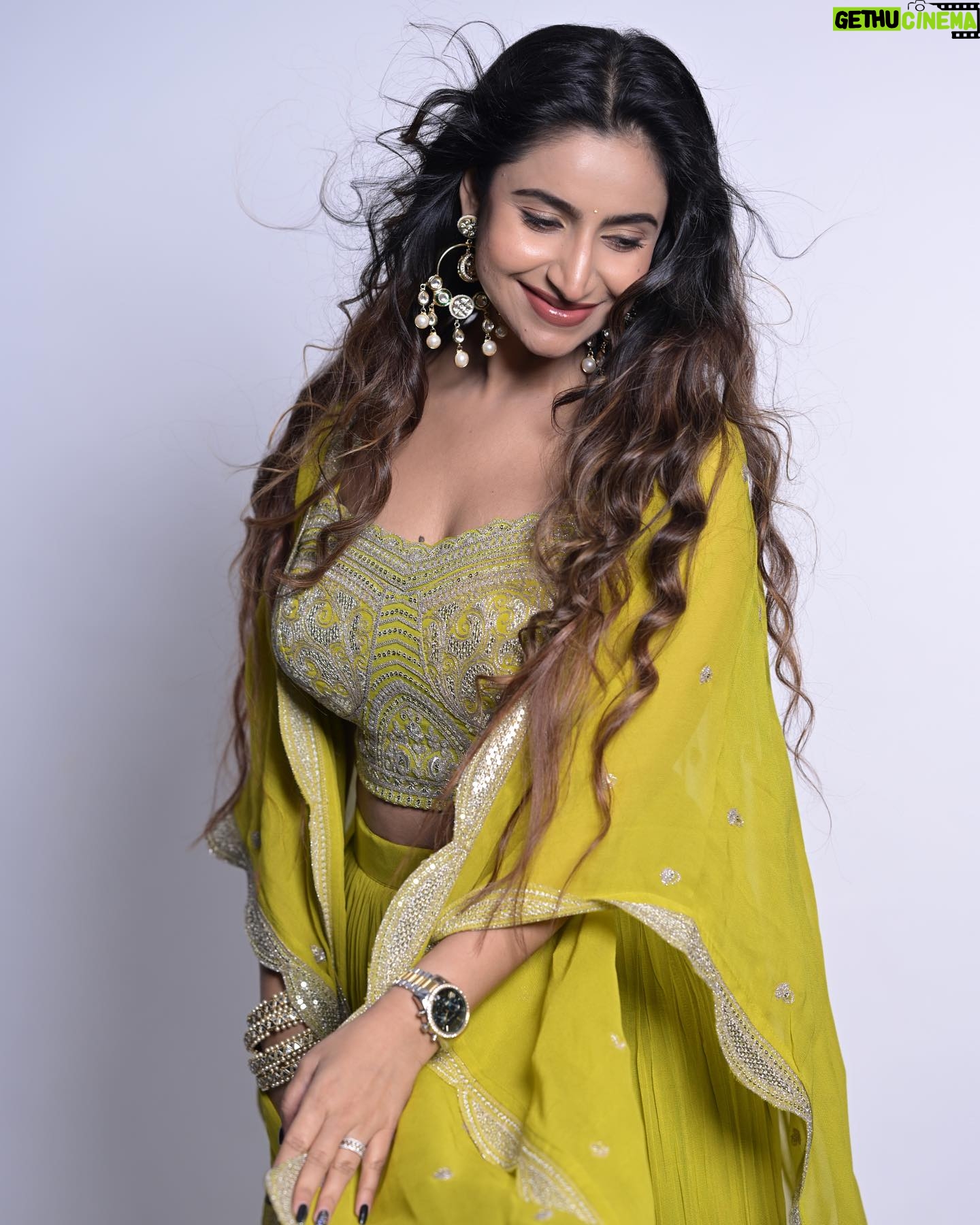 Debjani Deghuria Instagram - “Jackets that speak volumes of our heritage. #EthnicStatement”⚡️ “Fashion with a cultural twist. #EthnicVibes” 🎻 Wearing @soch.bhubaneswar.janpath Makeup and styling 💄 @heritageeleganceofficial2023 Shot by @rajendra_pic #fashion #style #love #instagood #photography #beautiful #photooftheday #follow #instagram #picoftheday #model #art #beauty #instadaily #me #likeforlikes #smile #ootd #followme #moda #fashionblogger #happy #cute #instalike #myself #fashionstyle #photo #fashionista