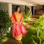 Debjani Deghuria Instagram - Feeling suit-tastic. 🧡🎻 Ethnically elegant, inherently stylish. 🎻🧡 …. Outfit @soch.bhubaneswar.janpath 💙 Hairartist @arman_hair_expert 💙 Makeup by me ☺️🎻💙 Shot by. @k._.s._.photography_