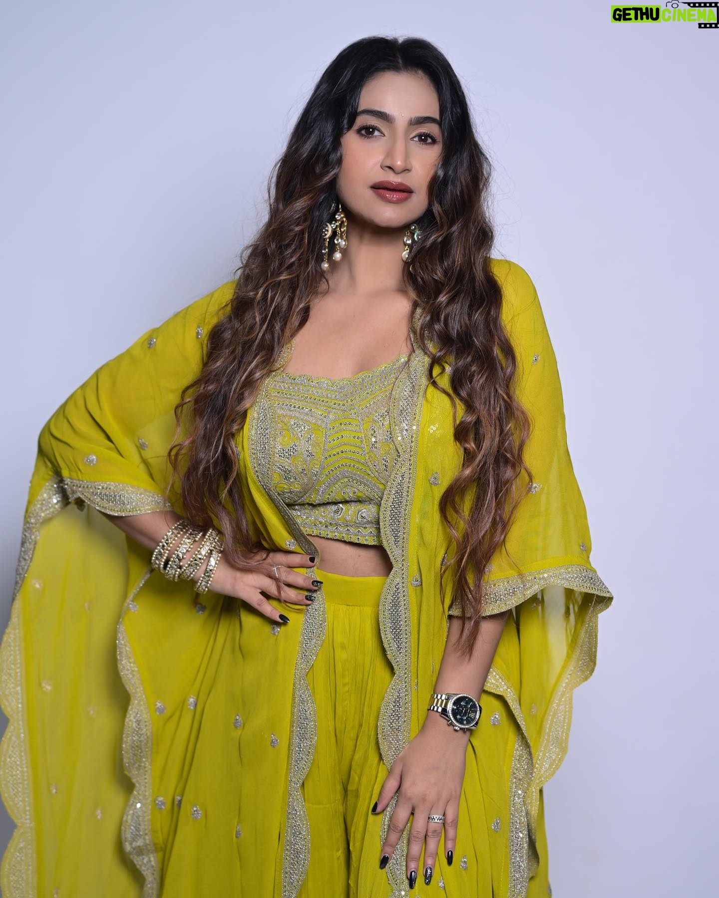 Debjani Deghuria Instagram - “Jackets that speak volumes of our heritage. #EthnicStatement”⚡️ “Fashion with a cultural twist. #EthnicVibes” 🎻 Wearing @soch.bhubaneswar.janpath Makeup and styling 💄 @heritageeleganceofficial2023 Shot by @rajendra_pic #fashion #style #love #instagood #photography #beautiful #photooftheday #follow #instagram #picoftheday #model #art #beauty #instadaily #me #likeforlikes #smile #ootd #followme #moda #fashionblogger #happy #cute #instalike #myself #fashionstyle #photo #fashionista