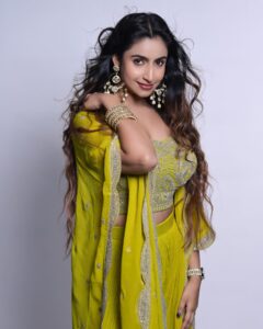 Debjani Deghuria Instagram - “Jackets that speak volumes of our heritage. #EthnicStatement”⚡️ “Fashion with a cultural twist. #EthnicVibes” 🎻 Wearing @soch.bhubaneswar.janpath Makeup and styling 💄 @heritageeleganceofficial2023 Shot by @rajendra_pic #fashion #style #love #instagood #photography #beautiful #photooftheday #follow #instagram #picoftheday #model #art #beauty #instadaily #me #likeforlikes #smile #ootd #followme #moda #fashionblogger #happy #cute #instalike #myself #fashionstyle #photo #fashionista