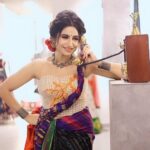 Debjani Deghuria Instagram - Haan Ji Bolo ☎️ ! Main App se Naraj Hu 🤹‍♀️ ! 📻 🎷 Retro vibes ✨️ 🌷🧿📻 🎺🎺🎺 ...