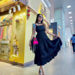 Debjani Deghuria Instagram - Flying high with my fashion game 💕 😎🎻🧿 Bestie’s best click 😎 pc @be_urself25__ #airportfashion #airportlook #airportoutfit #airportstyle #airportdiaries #airportvibes #outfitoftheday #outfits #fashion #fashions #actressairportlook #celebrity #publicfigure #movies #debjanideghuria #debjani #debjaniactress #indianactress #loveyourself #love #mylife
