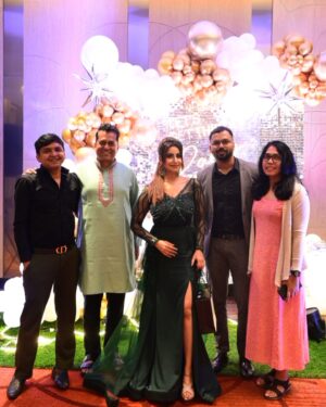 Debjani Deghuria Instagram - And Birthday 🎂 photos Dumb 😎 …. I hope the birthday cake is as sweet as me. 😋 

Birthdays are like champagne... the more you have, the better it gets! ... 

Thank you for making my birthday celebration extra special. Your presence and well wishes brought so much happiness to my heart. I am grateful for the love and support I received from all of you. Here's to a year filled with wonderful moments together! 🥂 

May 15th #birthdaycelebrations #photodump #may15th #debjanideghuria #actress #debjani