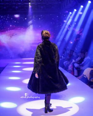 Debjani Deghuria Instagram - @lcjselection.bhubaneswar presents BHUBANESWAR RUNWAY WEEK season 10 👓 SHOWSTOPPER FOR @_duas_creation_ 

Stepping into the 90s glam time machine with satin, fur, and stockings - courtesy of Duas Creation. ✨ @_duas_creation_  @0_sareena_10 

SHOW DIRECTOR  @john_ajay_official 

Designer @_duas_creation_ 
Stylist- @ethenpradhan 
Backstage- manhee 
Photography by - @akhilphotography_ap 
Makeup @indulgethesalon 

#debjanideghuria #showstopper #bhubaneswar #bhubaneswarrunwayweek #bhubaneswarbuzz #actress #debjani #john #director #showstppper #bhubaneswarrunwayweeksesson10
