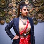 Debjani Deghuria Instagram - ❤️ Happy to promote Odisha Handloom Treasures as the Showstopper for @odishafashionweek Season 1 held at @govt_iti.bbsr Designs : @earthy_hues_india Sarees : Talented weavers of @antaran_transformingcrafts from Maniabandha & Gopalpur Clusters Jewellery: @lcjsilver.lalchandjewellers HMU: @glamupbysonalii Styling: @sibiyansaron Choreographer: @prasantdasofficial Host : @thefootstepsofficial Co-Host : @keembadanti @odishamodelmirror
