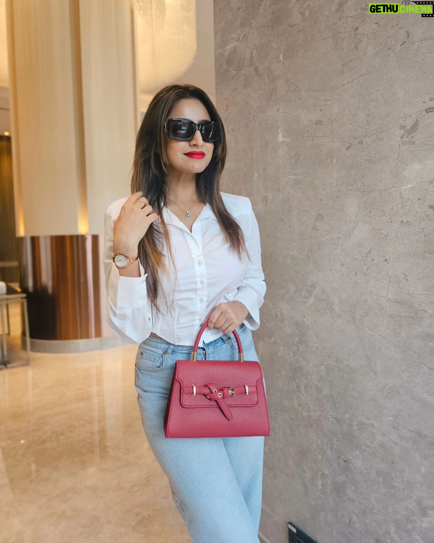 Debjani Deghuria Instagram - ❤️Here for a good time and a long time." #debjanideghuria #Debjani #red #love #black #photography #art #blue #green #instagood #nature #photooftheday #white #fashion #beautiful #instagram #yellow #like #beauty #pink #flowers #follow #photo #style #picoftheday #makeup #model #summer #orange #artist