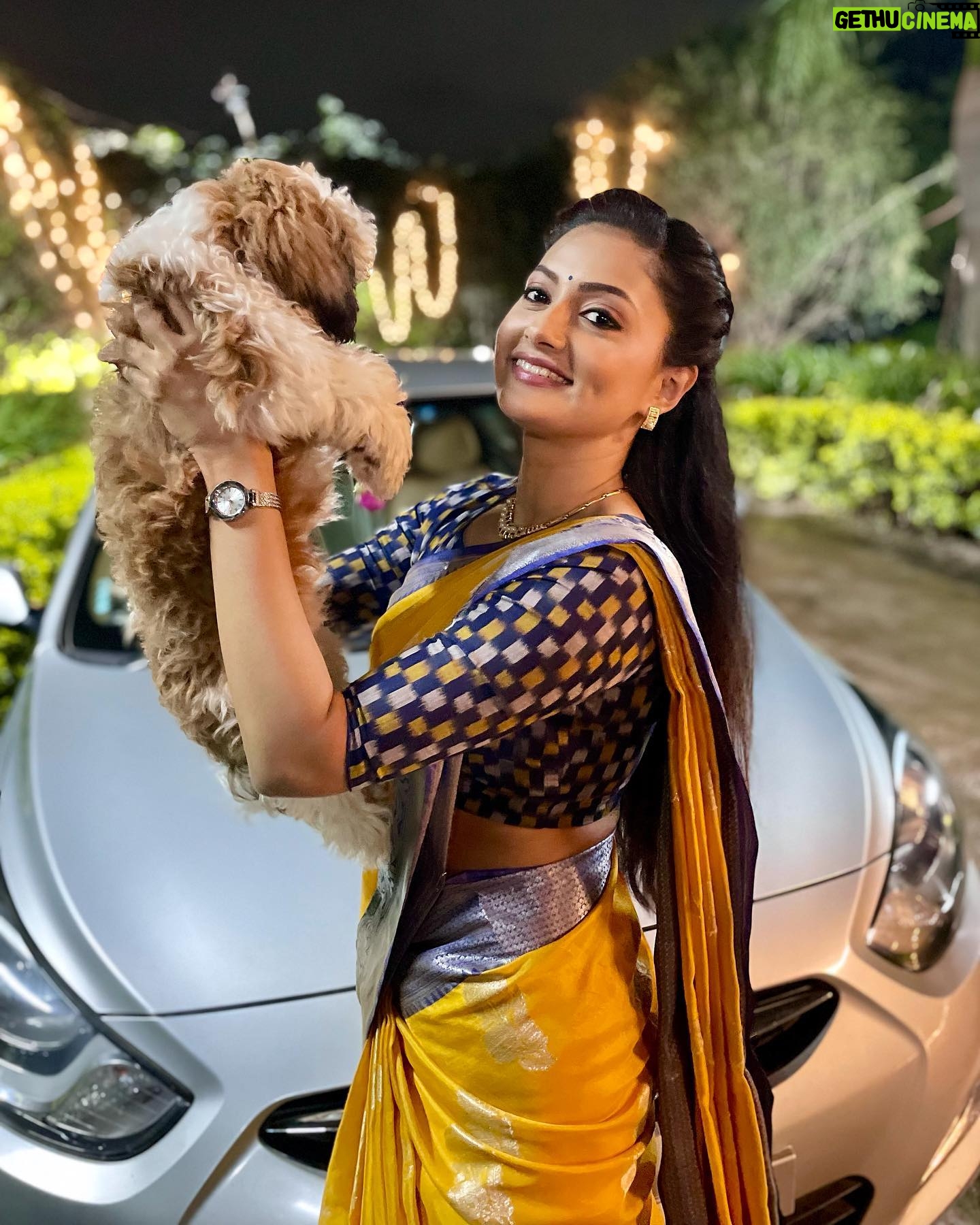 Debjani Modak Instagram - Can’t escape the pup- arazzi.