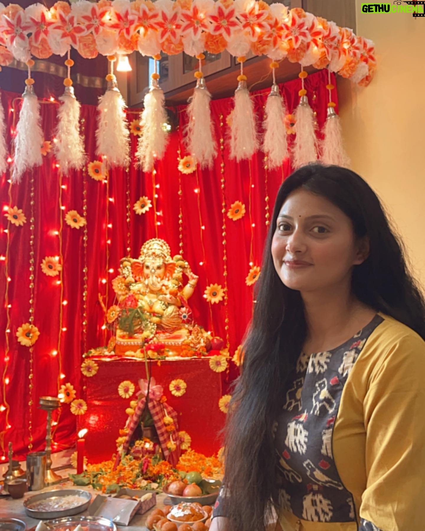 Debjani Modak Instagram - Happie Ganesh Chaturthi to all..😊🙏