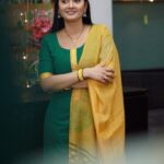 Debjani Modak Instagram - Our Vedha is full of mischief on sets!! How many fans for her cute expressions?!?! #ennennojanmalabandham
