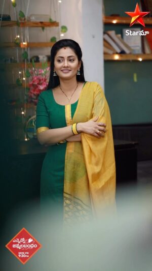 Debjani Modak Instagram - Our Vedha is full of mischief on sets!! How many fans for her cute expressions?!?!

#ennennojanmalabandham
