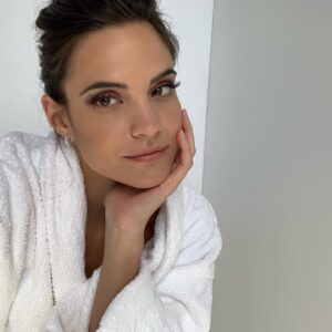 Deborah Mace Instagram - I didn’t wake up like this 💄💋 📸Make up: @angelgabrielmakeup asst:@cesargonzalez.nyc  Hair: @_skyk #bts