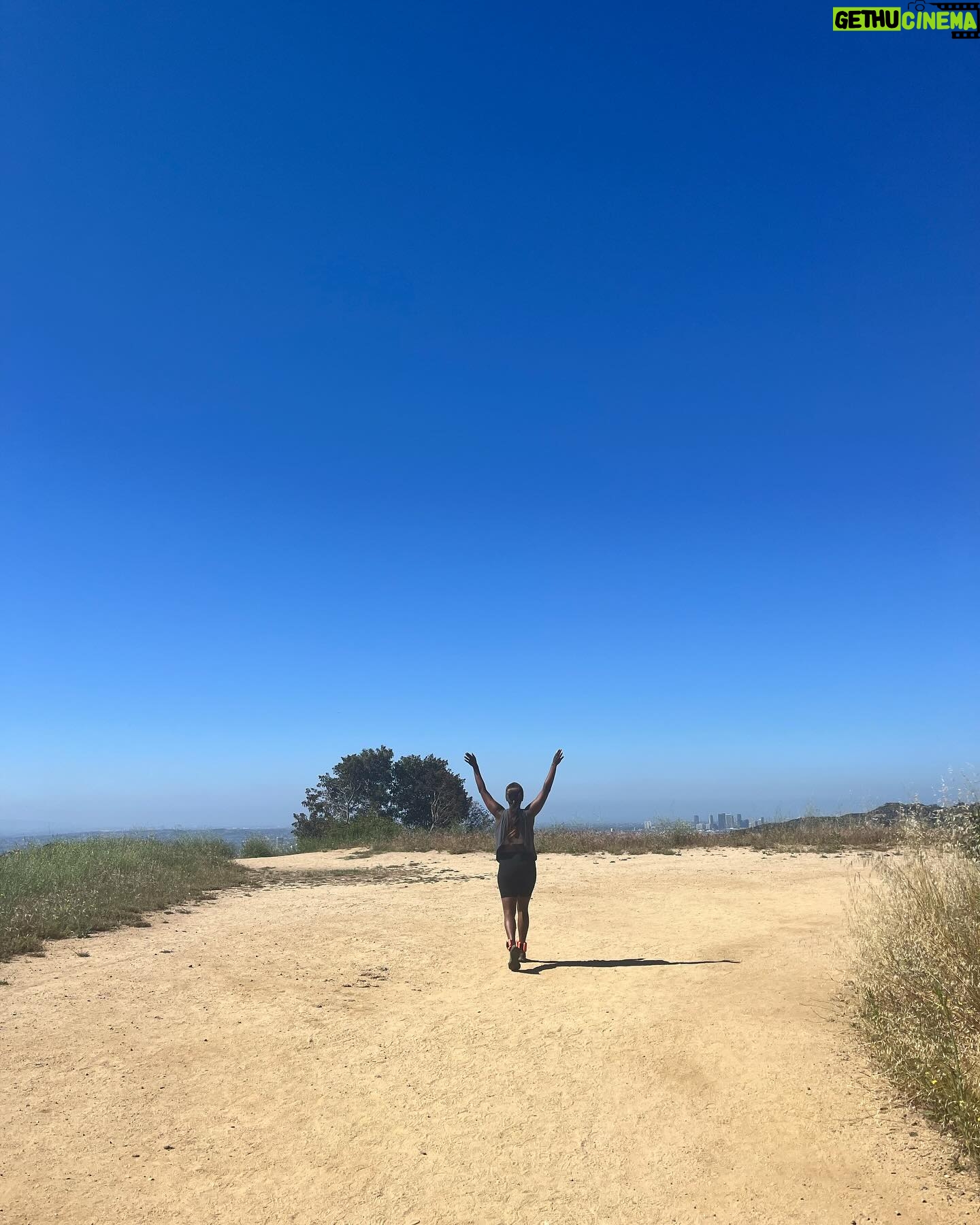 Deborah Joy Winans Instagram - We came. We saw. We conquered. Happy Sunday💁🏿♀️ Now time for church✌🏿✌🏿✌🏿
