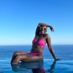 Deborah Joy Winans Instagram - 40 is feeling mighty good🥰🥰🥰 📸 @tylerrm_