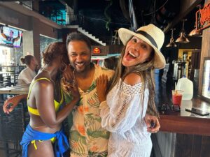 Deborah Joy Winans Instagram - Heard #BasieSkanks was on the loose in Mexico😝😝😝 Greenleaf Sisters brought him back😉 Love my Bro @jasondirden and Sissy @merledandridge #YearofForty #GreenleafsAndBasie #CelebrationPart2 #MexicoTurnUp Y’all miss Greenleaf??