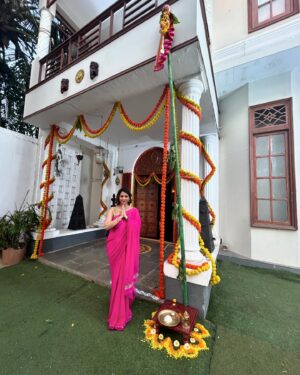 Deepali Pansare Instagram - गुढीपाडव्याच्या आणी नवीन वर्षाच्या शुभेच्छा ❤️
#gudipadwa #ugadi #deepalipansare