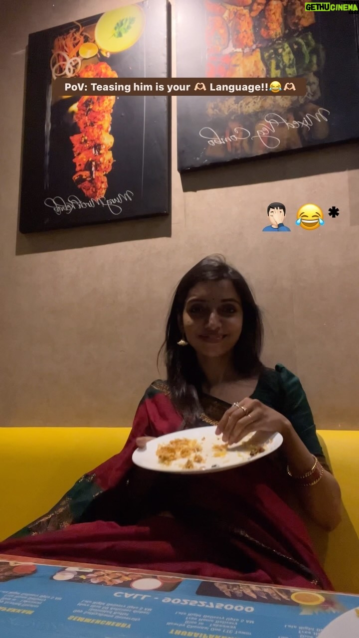 Deepika Damu Instagram - Tag ah thatti vidungo 😅 #nomakeup #kanaakaanumkaalangal #vijaytelevision #disneyplushotstartamil #deepikainkanaakaanumkaalangal #deepuuinkanaaasharitha #deepuuharitha #deepuuharithakanaa #harithatomboy #deepuutomboy #deepuuharithatomboy #deepuureels #deepuuofficial #reels #deepuuinsaree #ᴛʀᴇɴᴅɪɴɢʀᴇᴇʟs #dancevideo #jodiareuready #jodiareuready💃🕺 #deepikadamu #deepikajodi