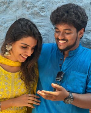 Deepika Damu Instagram - Hard times will always reveal true friends>>
Mera Natpu forever and ever ♾️💯
@gokul_cdc_ @deepuuofficial

#kanaakaanumkaalangal #vijaytelevision #disneyplushotstartamil #deepikainkanaakaanumkaalangal #deepuuinkanaaasharitha #deepuuharitha #deepuuharithakanaa  #harithatomboy #deepuutomboy #deepuuharithatomboy #deepuureels #deepuuofficial #reels #deepuuinsaree #ᴛʀᴇɴᴅɪɴɢʀᴇᴇʟs #gokulcdc #natpuforever #natpu #friendshipgoals
